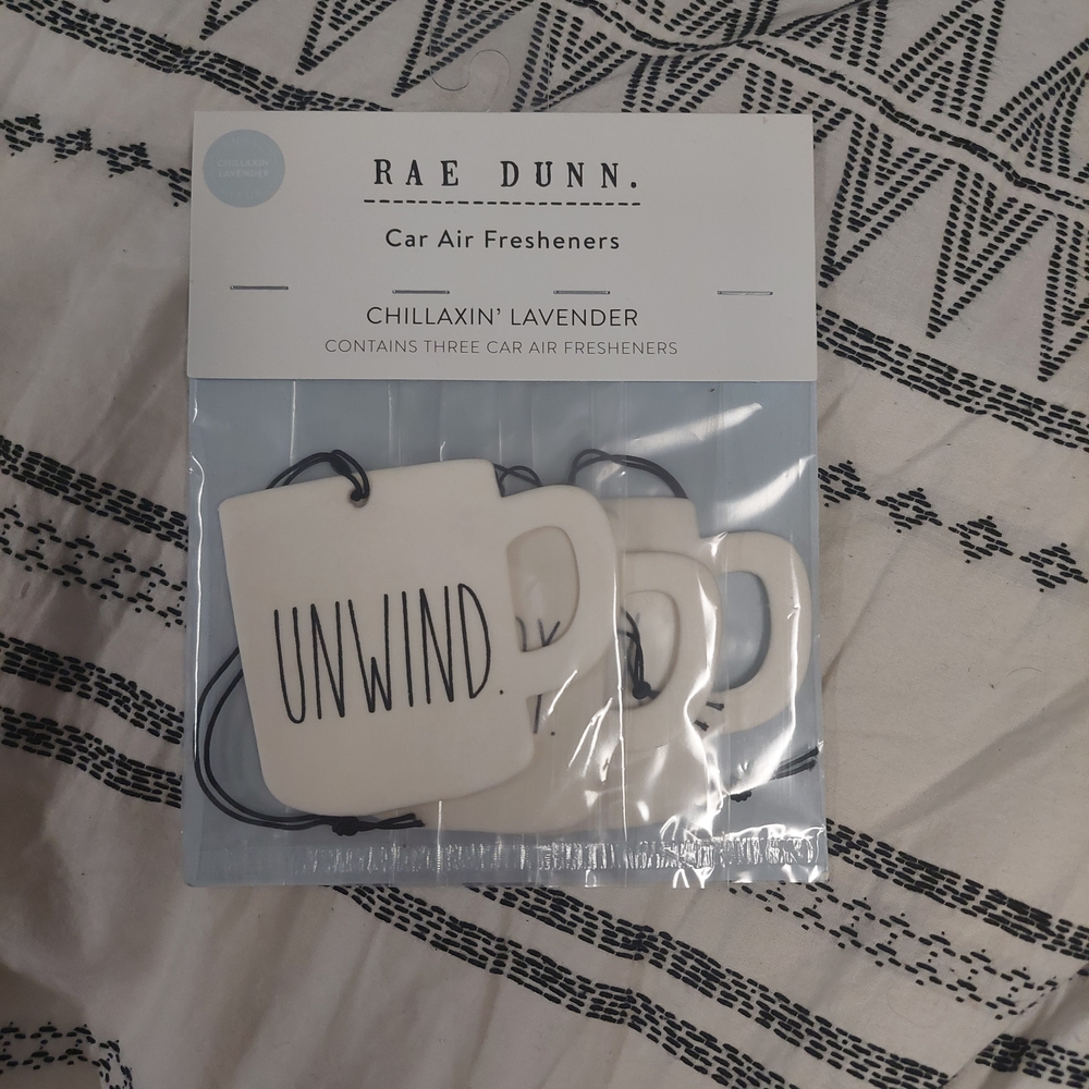 Rae Dunn Chillaxin' Lavender Car Air Fresheners - White